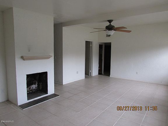 3rd image of 1640 East Ct