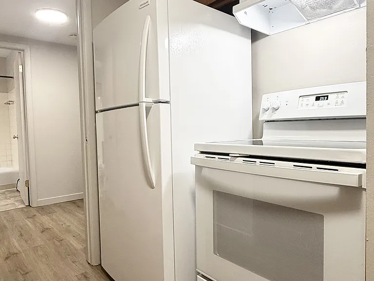 2080 Allen Blvd #7 — Photo 6