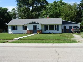 304 E Ray St, Kentland, IN 47951