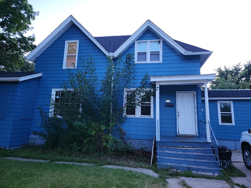 1st image of 829 11th St