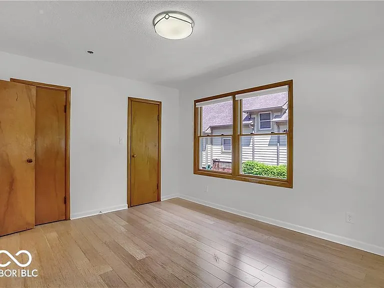 760 W Pine St — Photo 27