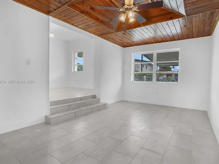 6339 SW 32nd St — Photo 26