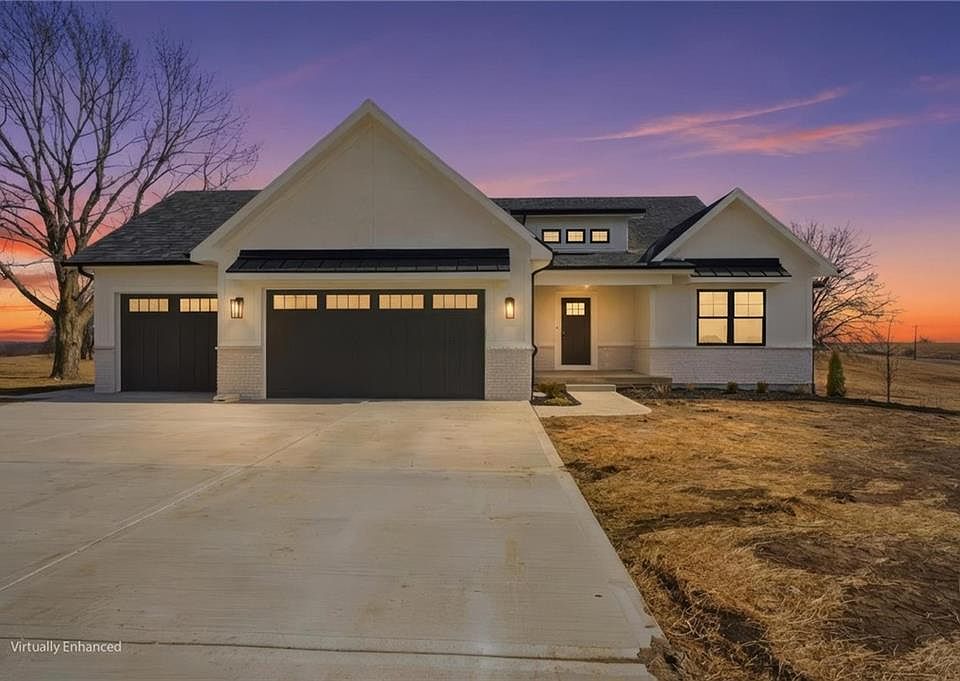 1st image of 9915 Stockdale Rd