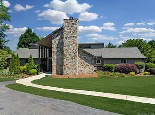 8000 Rising Meadow Rd, Charlotte, NC 28277