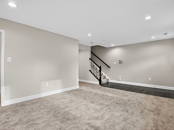 5th image of 11387 Tolkien Ave