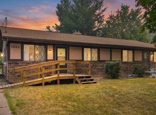 1305 52nd St SE, Kentwood, MI 49508