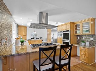 11481 Martha Ann Dr, Los Alamitos, CA 90720