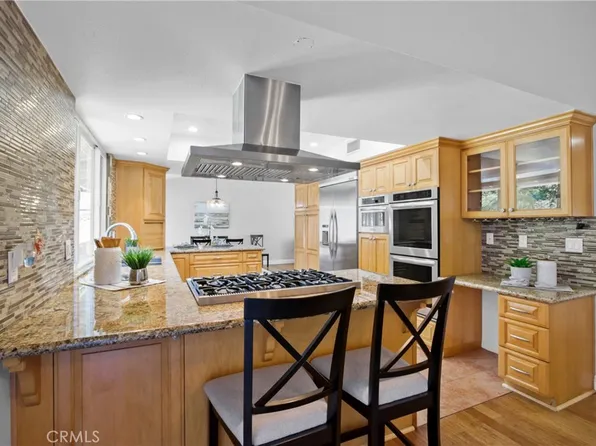 11481 Martha Ann Dr, Los Alamitos, CA 90720