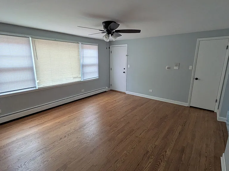 6212 W Montrose Ave #1R — Photo 23