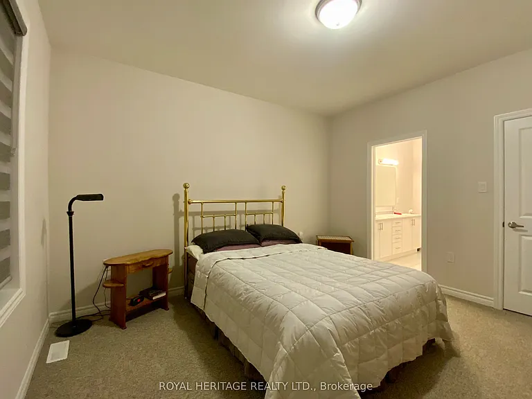 17 Lakewood Cres #17 — Photo 6