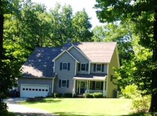 20 Briarwood Ln, Millerton, NY 12546