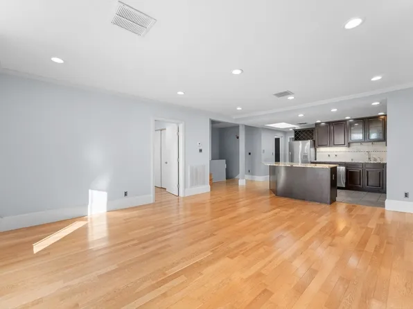 570 Massachusetts Ave #5, Boston, MA 02118