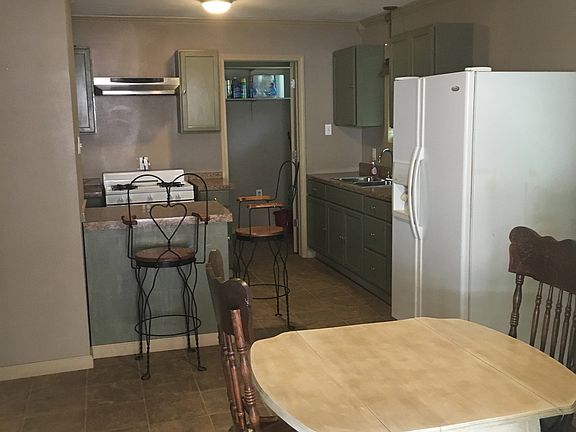 5th image of 107 Woodland Dr