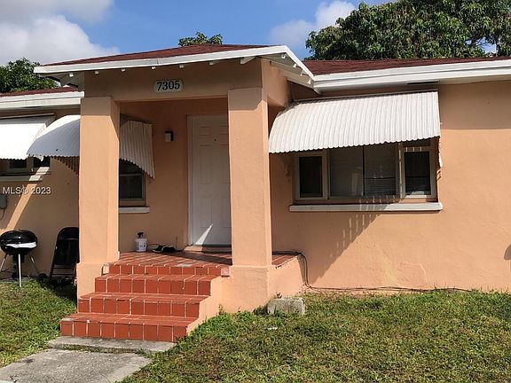 5th image of 7305 NW 17th Ct
