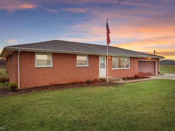 4946 Penbrook Ave NW, North Lawrence, OH 44666