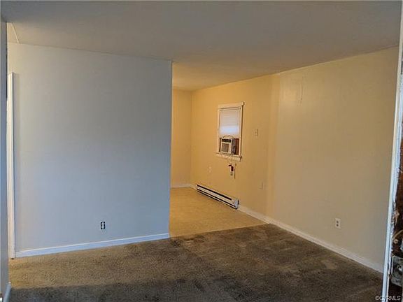 3rd image of 3020 Lynhaven Ave