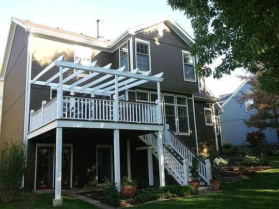 2nd image of 15600 Ash St