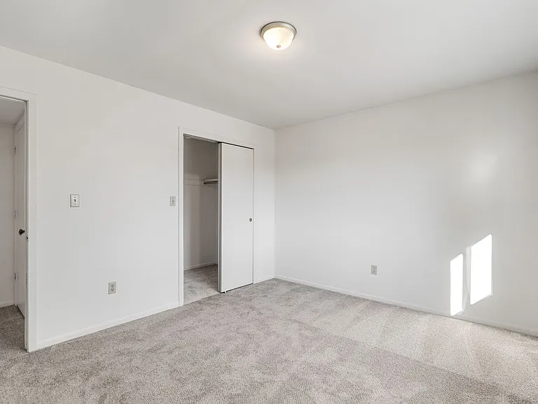 168 Lewis St — Photo 22