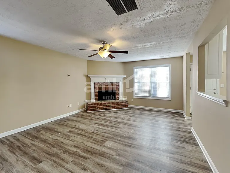 2912 Canopy Cir — Photo 9