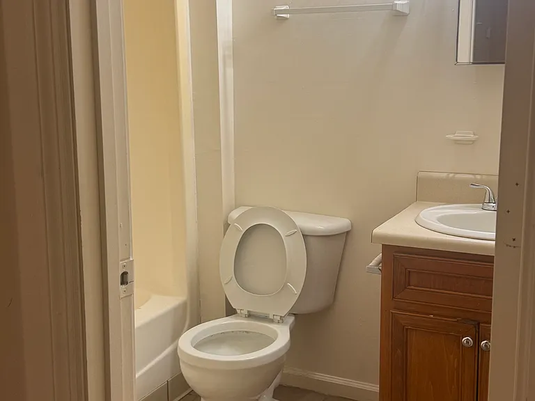 3012 Homewood Ct — Photo 7