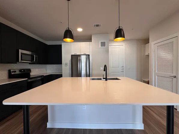 (undisclosed Address), Austin, TX 78748