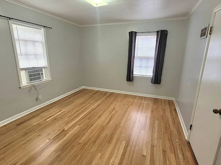 304 N 12th St #2 — Photo 11