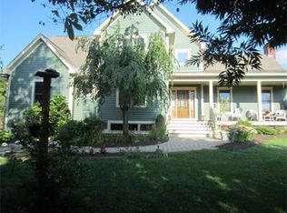 35 Kestrel Ln, Amherst, MA 01002