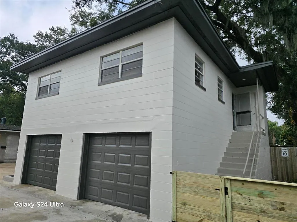 2 bed, 2.0 bath, 783 sqft, $2,150 — Photo 2