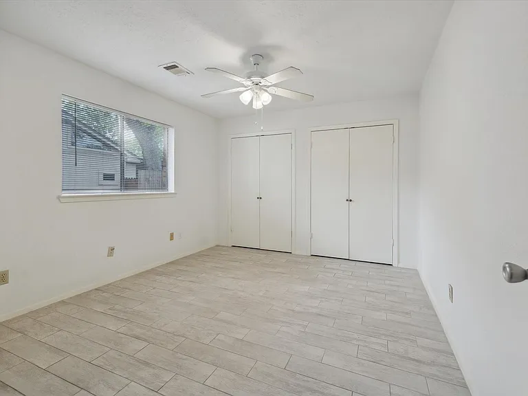 2723 N Brompton Dr — Photo 12