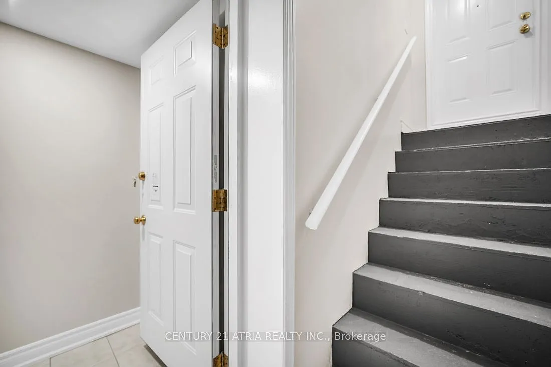 2 bed, $1,900 — Photo 3