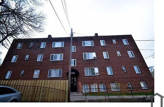 2936 Knox Pl SE #301