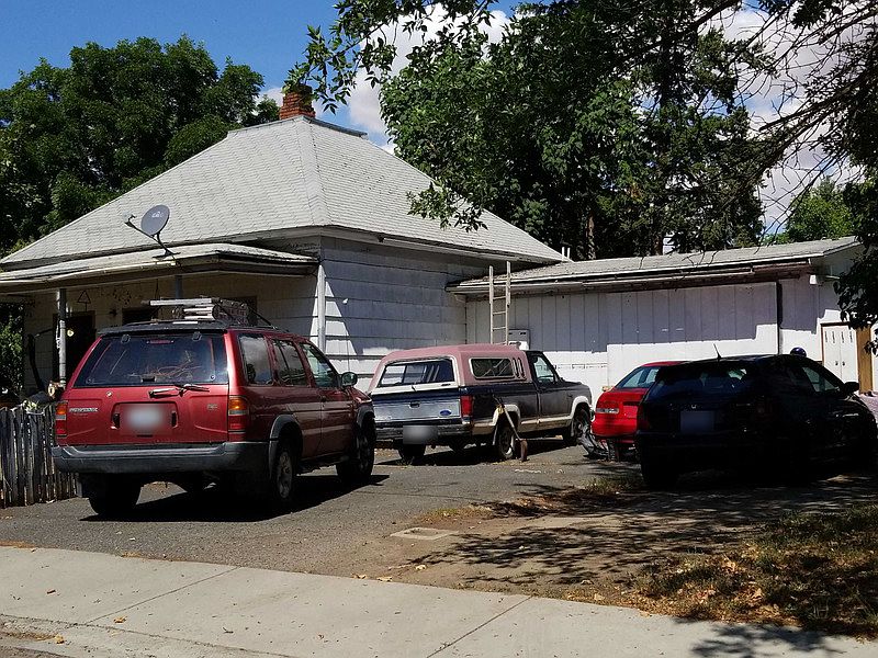 2nd image of 616 Libby St