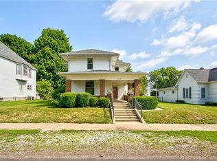 348 E Washington St, Mooresville, IN 46158