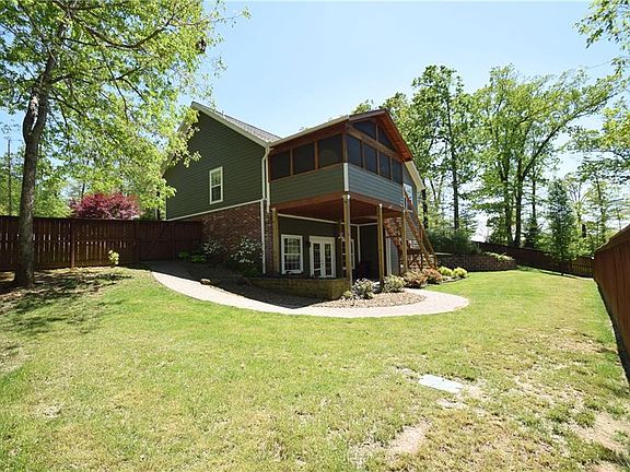 2nd image of 9541 Lori Ln