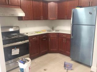 7718 Parsons Blvd, Flushing, NY 11366