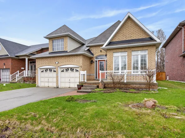 136 Riveredge Dr, Georgina, ON L4P 2P3
