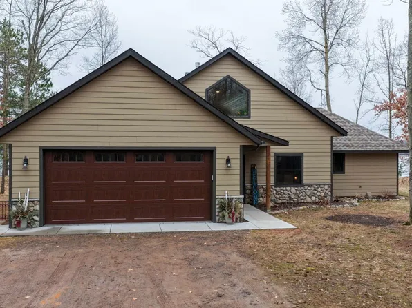 1203 Peterson Trl, Spooner, WI 54801