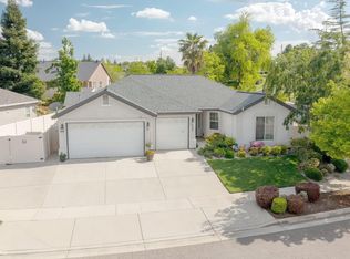 907 Leisha Ln, Redding, CA 96001