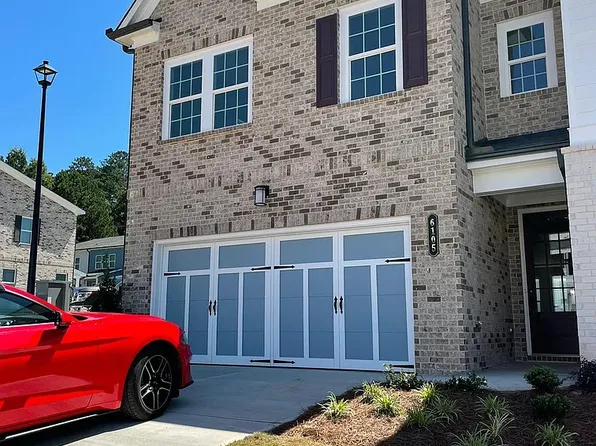 6105 Sweetbay Ln, Alpharetta, GA 30004