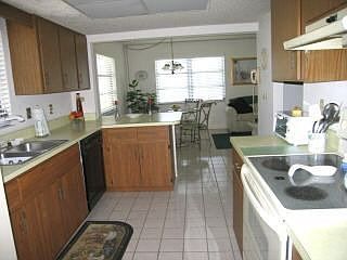 4th image of 1118 Gretchen Ct