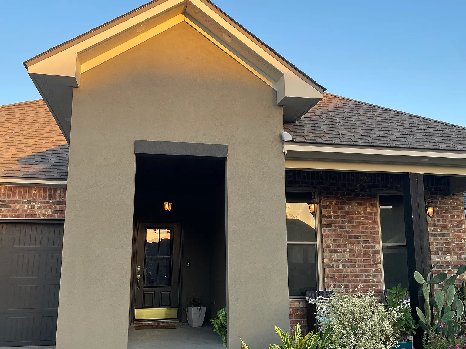 4 bed, 1768 sqft, $2,595 — Photo 2