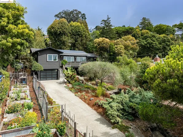 840 Sea View Dr, El Cerrito, CA 94530