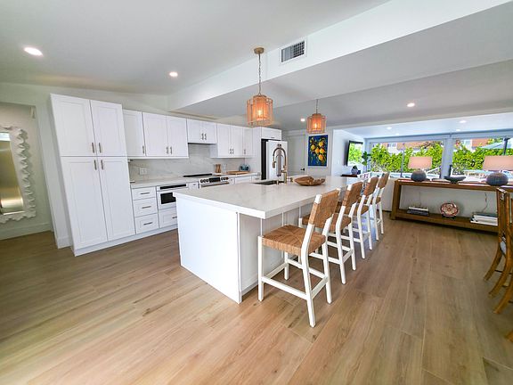 3rd image of 720 Eastwind Drive