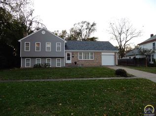 804 Elm St, Valley Falls, KS 66088