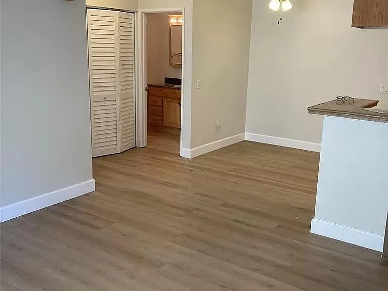 224 Woodland Pkwy #157 — Photo 7