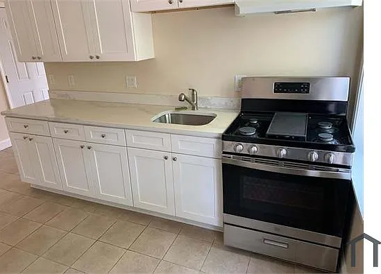 1154 Albany Ave #C8 — Photo 5