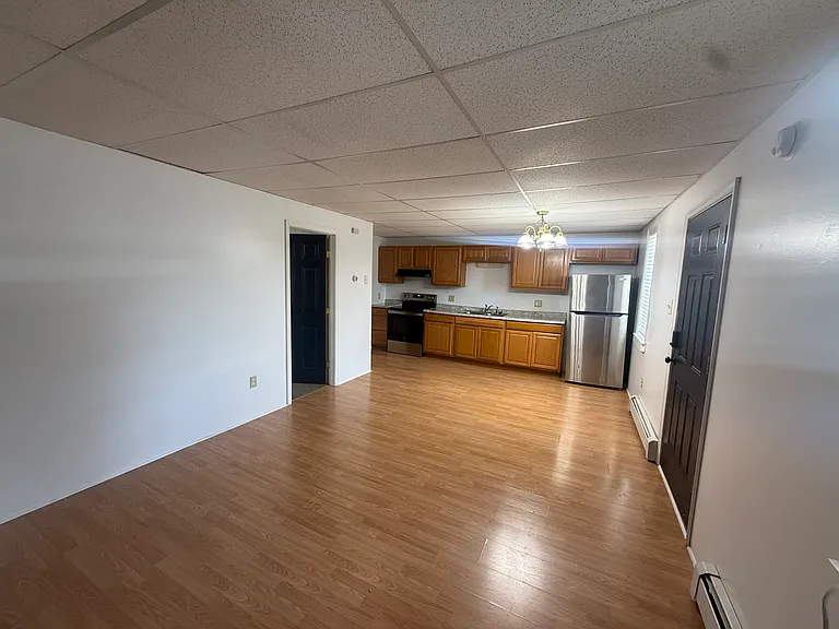 400 N Main St #2 — Photo 1