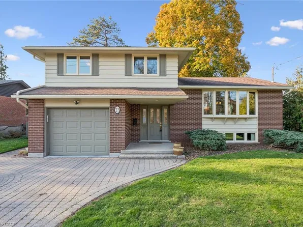 23 Bellevue St, Guelph, ON N1G 1E9