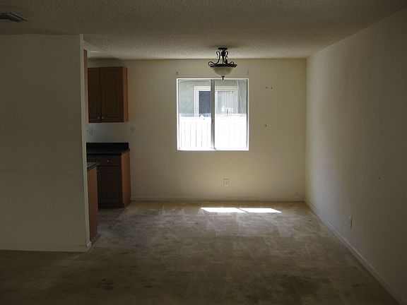 4th image of 20202 Cohasset St Unit 8