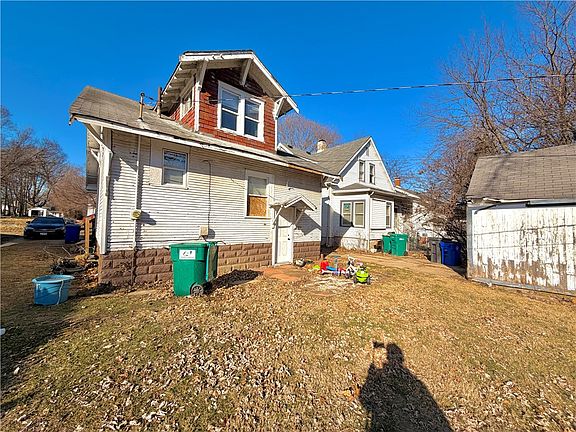 2nd image of 1656 N College St